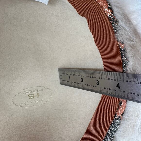 VTG Seventeen Beauty Workshop White Winter Fur Hat OG Box 50s Movie Prop